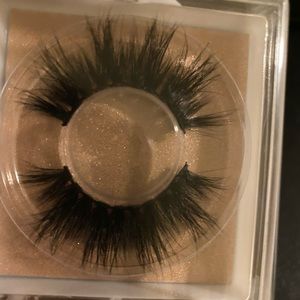 20MM Mink Lashes/Lace Melting Band